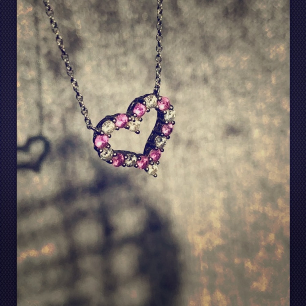 Tiffany’s diamond and pink sapphire necklace